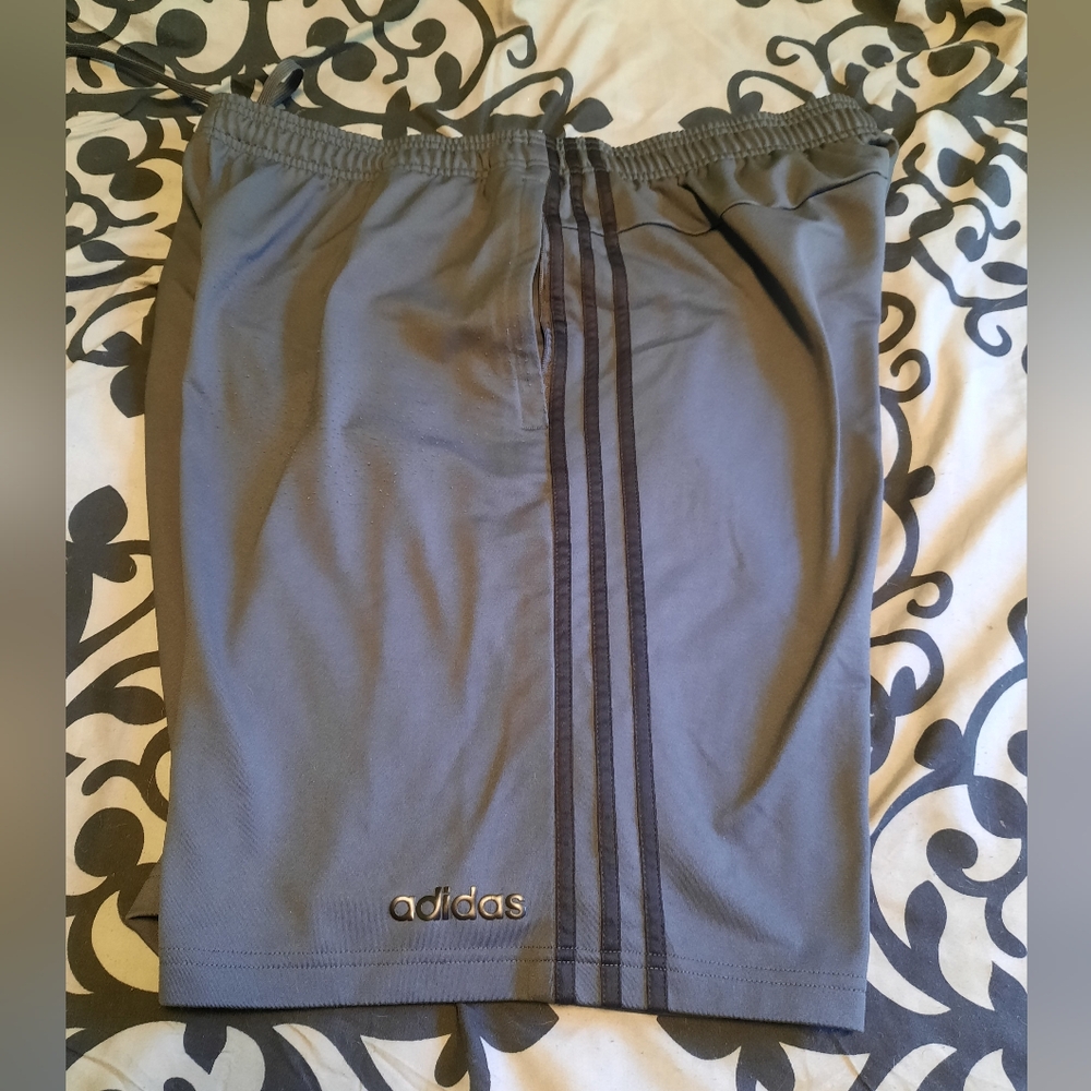 Adidas Shorts XXL